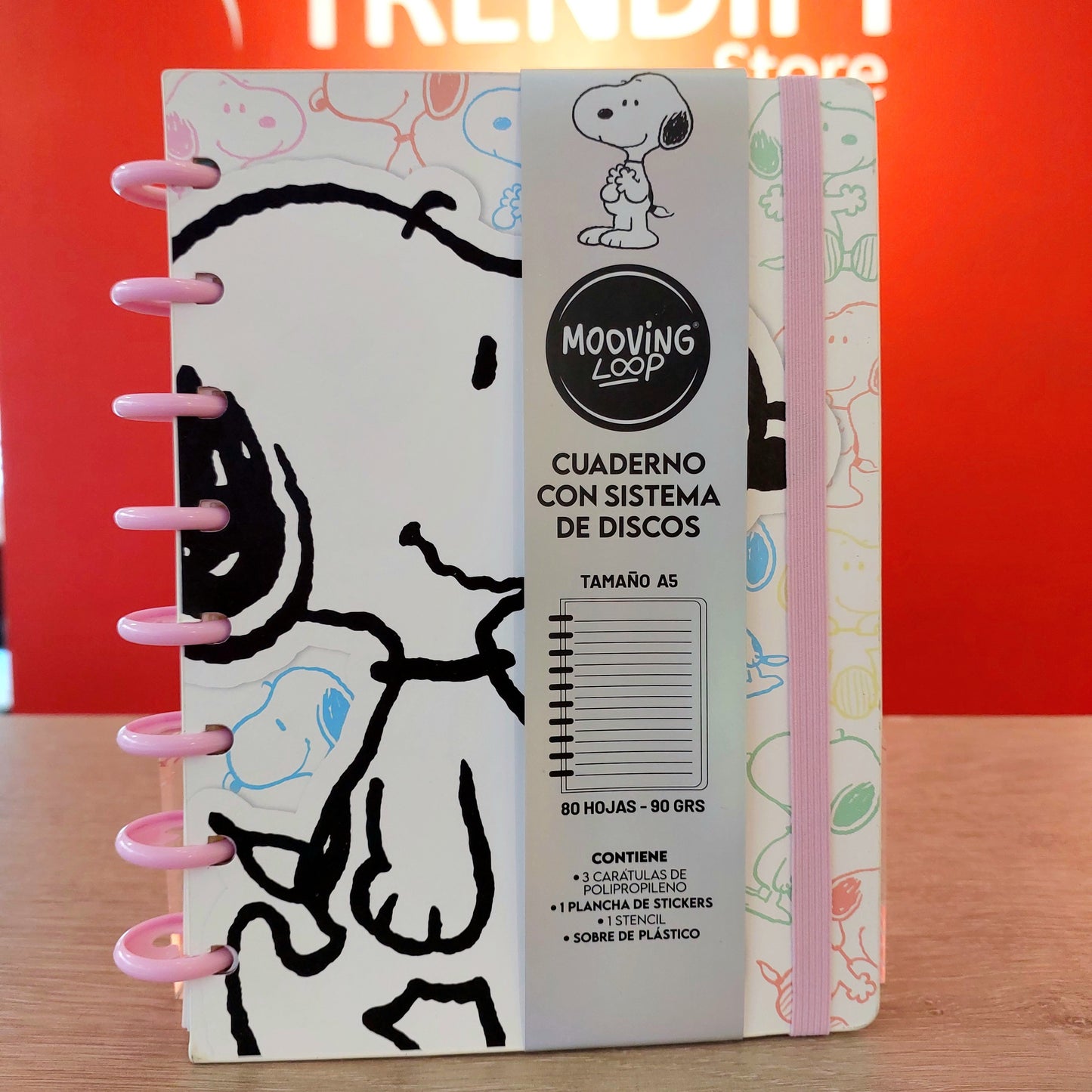 Cuaderno de discos A5 MOOVING LOOP Snoopy